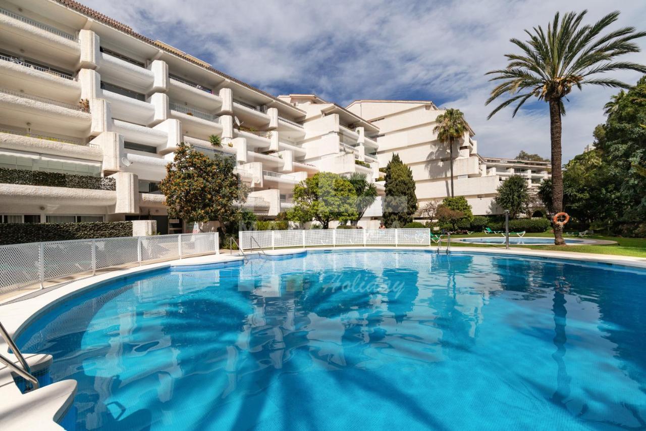 Roy Boston Marbella By Florentia Homes Exterior photo